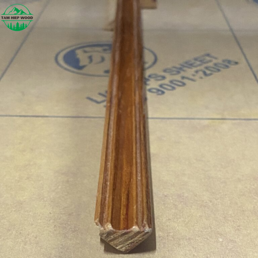 CHỈ GÓC MÀU